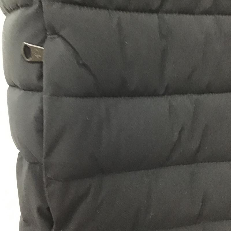 カルバン・クライン Calvin Klein ベスト ベスト ジップアップダウンベスト アウター L ロゴ、文字 黒 / ブラック / black メンズ USED 古着 中古 10160553