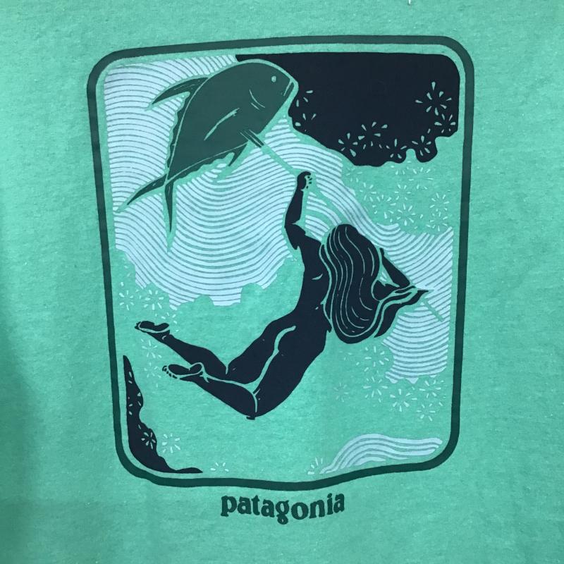 パタゴニア patagonia Tシャツ 半袖 半袖カットソー プリントTシャツ クルーネックカットソー S ロゴ、文字 マルチカラー / マルチカラー / multicolor メンズ USED 古着 中古 10160563