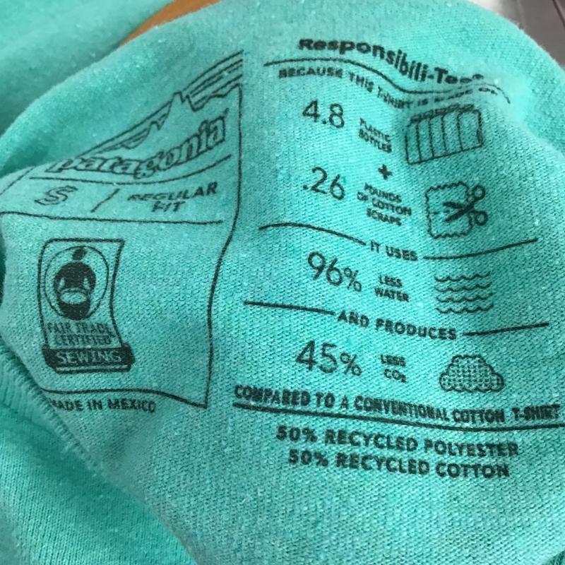 パタゴニア patagonia Tシャツ 半袖 半袖カットソー プリントTシャツ クルーネックカットソー S ロゴ、文字 マルチカラー / マルチカラー / multicolor メンズ USED 古着 中古 10160563