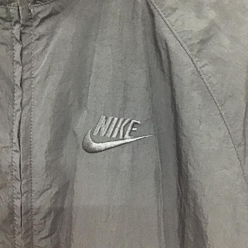 ナイキ NIKE ジャケット、上着 ジャンパー、ブルゾン ジップアップジャケット ナイロンジャケット S ロゴ、文字 黒 / ブラック / black X 白 / ホワイト / white メンズ USED 古着 中古 10160566