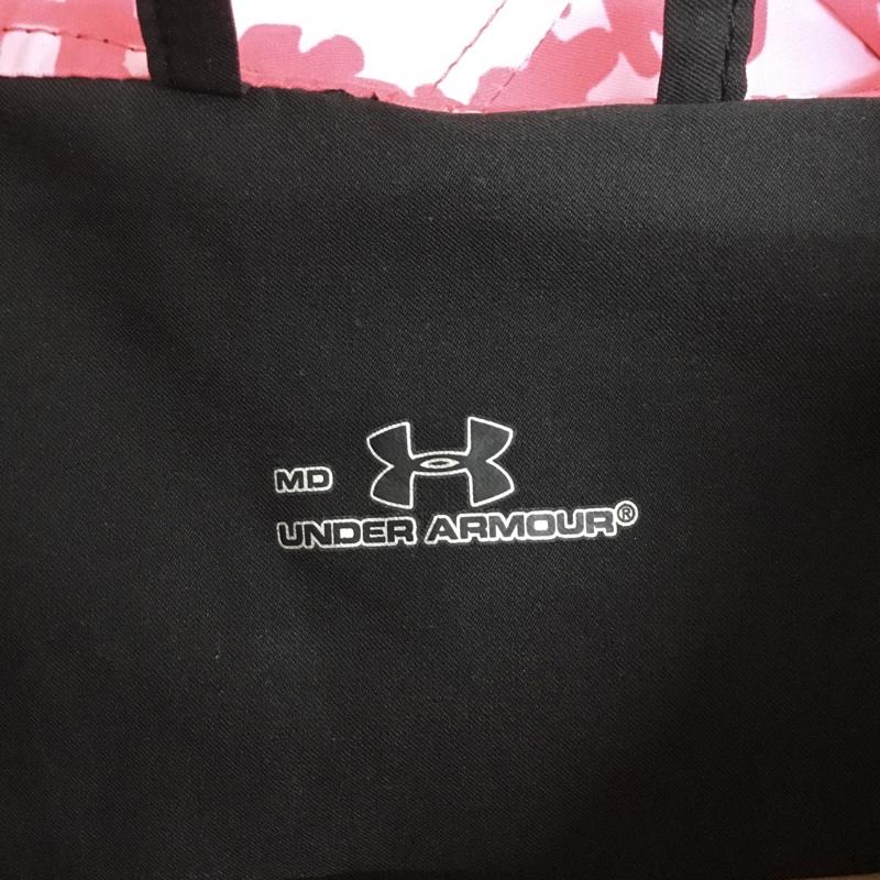 アンダーアーマー UNDER ARMOUR ジャケット、上着 ジャンパー、ブルゾン M ロゴ、文字 X プリント 黒 / ブラック / black レディース USED 古着 中古 10160800