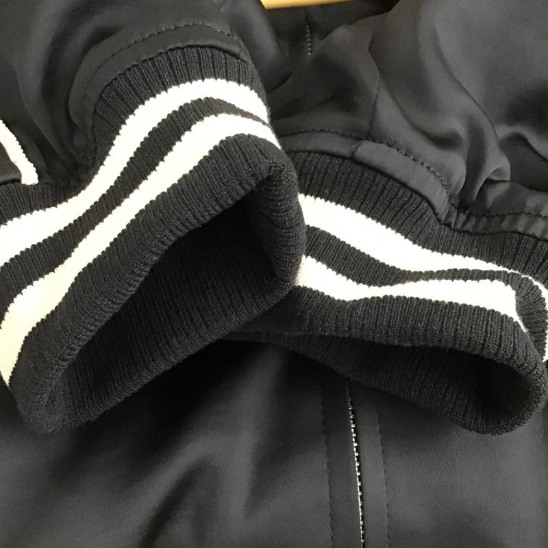 ジーユー GU ジャケット、上着 ジャンパー、ブルゾン 311-360219 サテンブルゾン XXL ロゴ、文字 黒 / ブラック / black メンズ USED 古着 中古 10160960