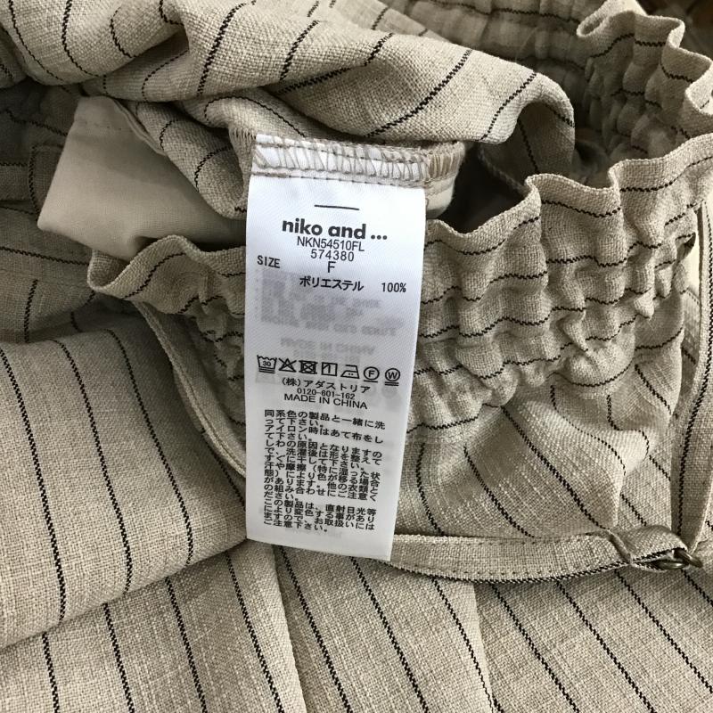 ニコアンド niko and... パンツ スラックス FREE ストライプ ベージュ / ベージュ / beige レディース USED 古着 中古 10160986
