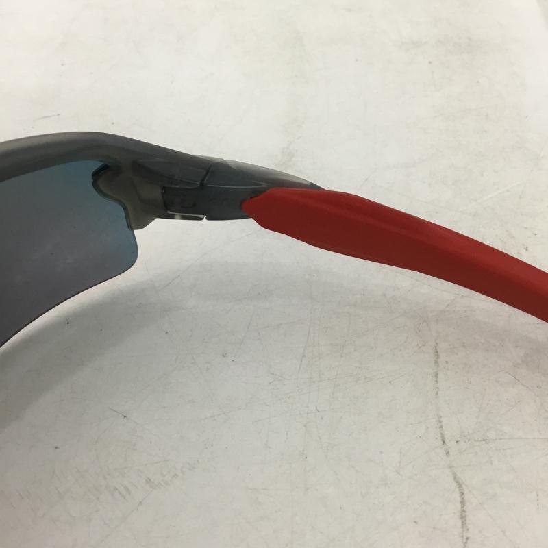 オークリー OAKLEY めがね・サングラス サングラス OO9271-03 FLAK 2.0 Asia Fit ケース付き ロゴ、文字 黒 / ブラック / black X 赤 / レッド / red メンズ USED 古着 中古 10161011