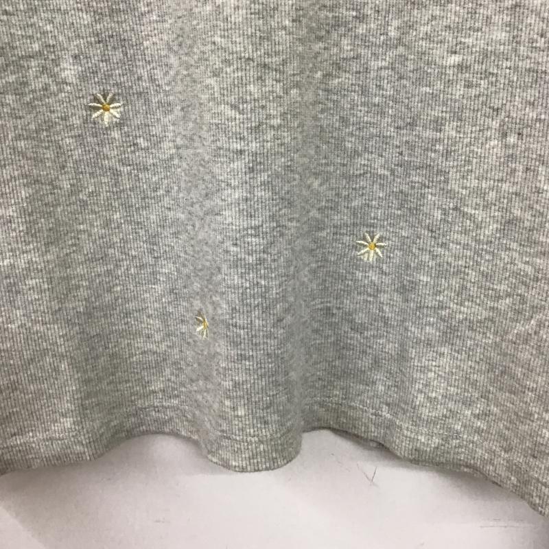 フリークスストア FREAK S STORE Tシャツ 長袖 1120248902621 ミニデイジー刺繍 ロンT 25AW FREE 無地 X 刺繍 灰 / グレー / gray レディース USED 古着 中古 10161041