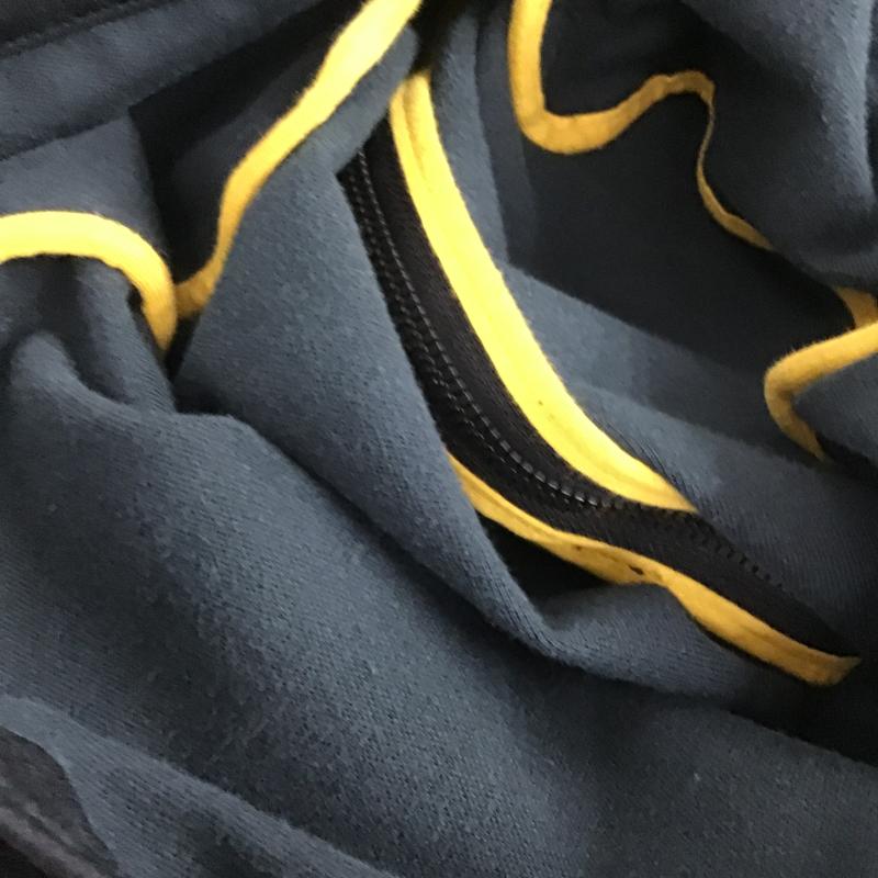 アディダス adidas ジャケット、上着 ジャンパー、ブルゾン ジップアップジャケット アウター ジャージ M ロゴ、文字 黒 / ブラック / black メンズ USED 古着 中古 10161049