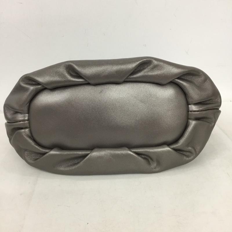 ラ バガジェリー LA BAGAGERIE ハンドバッグ ハンドバッグ ギャザーハンドル ロゴ、文字 銀 / シルバー / silver color レディース USED 古着 中古 10161056