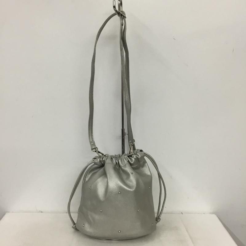 ローリーズファーム LOWRYS FARM ショルダーバッグ ショルダーバッグ LF824095PD スタッズ 巾着バッグ 無地 銀 / シルバー / silver color レディース USED 古着 中古 10161060