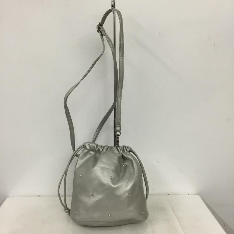 ローリーズファーム LOWRYS FARM ショルダーバッグ ショルダーバッグ LF824095PD スタッズ 巾着バッグ 無地 銀 / シルバー / silver color レディース USED 古着 中古 10161060