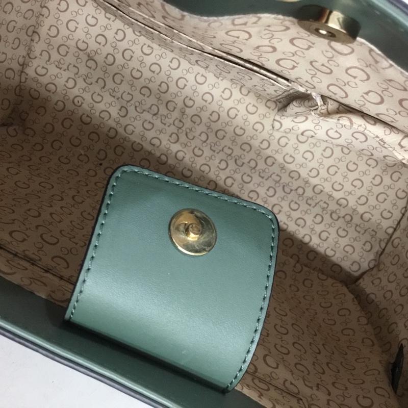 ゲス Guess トートバッグ トートバッグ ロゴ、文字 緑 / グリーン / green レディース USED 古着 中古 10161070