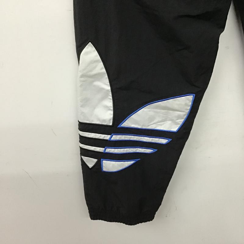 アディダス adidas パンツ ワークパンツ、ペインターパンツ ナイロンパンツ ワイドパンツ カジュアルパンツ ジャージ S ロゴ、文字 黒 / ブラック / black メンズ USED 古着 中古 10161074