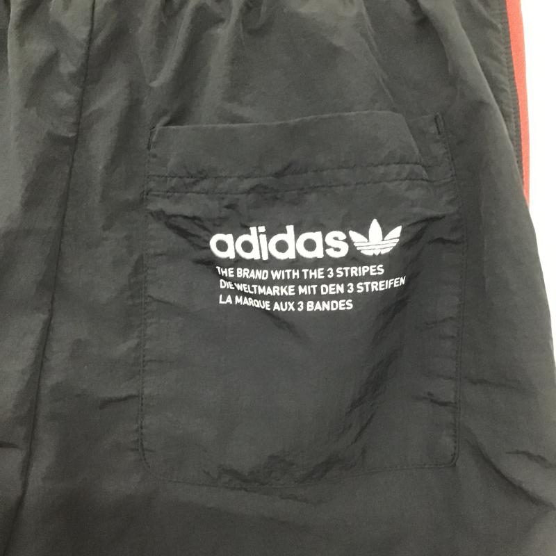アディダス adidas パンツ ワークパンツ、ペインターパンツ ナイロンパンツ ワイドパンツ カジュアルパンツ ジャージ S ロゴ、文字 黒 / ブラック / black メンズ USED 古着 中古 10161074