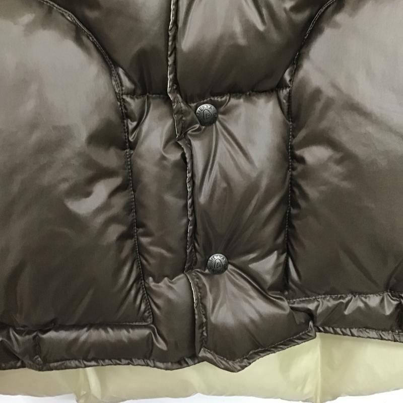 シェラデザイン SIERRA DESIGNS ベスト ベスト ダウンジャケット アウター フロントジャケット XXL 無地 茶 / ブラウン / brown メンズ USED 古着 中古 10161121