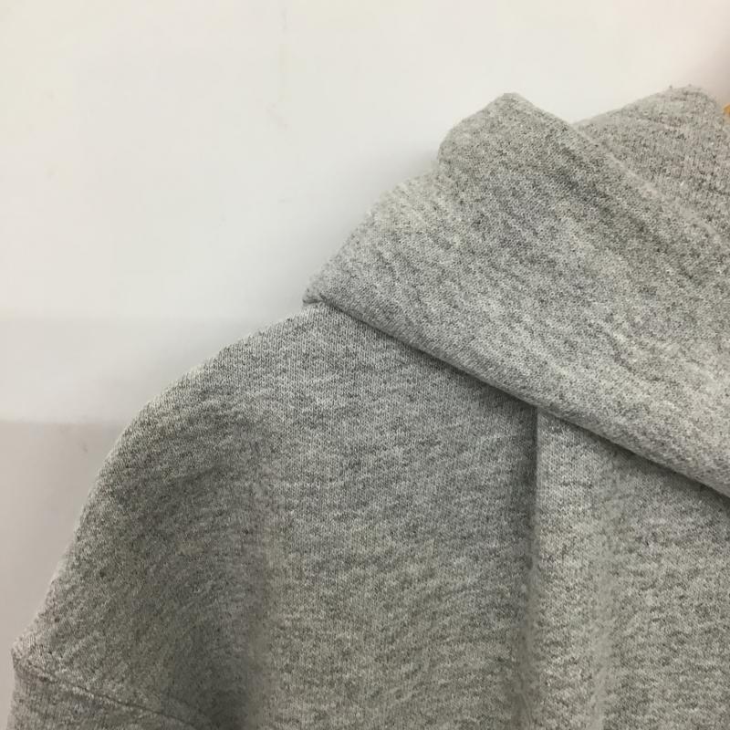 チャンピオン Campion パーカー 長袖 長袖パーカー プルオーバーパーカー スウェット M ロゴ、文字 灰 / グレー / gray メンズ USED 古着 中古 10161128