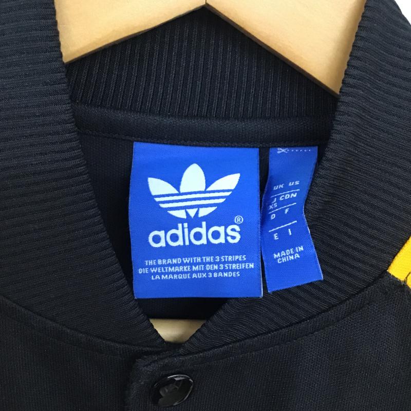 アディダス adidas ジャケット、上着 ジャンパー、ブルゾン カジュアルジャケット フロントボタン アウター XS ロゴ、文字 黄 / イエロー / yellow X チャコールグレー / チャコールグレー / メンズ USED 古着 中古 10161178