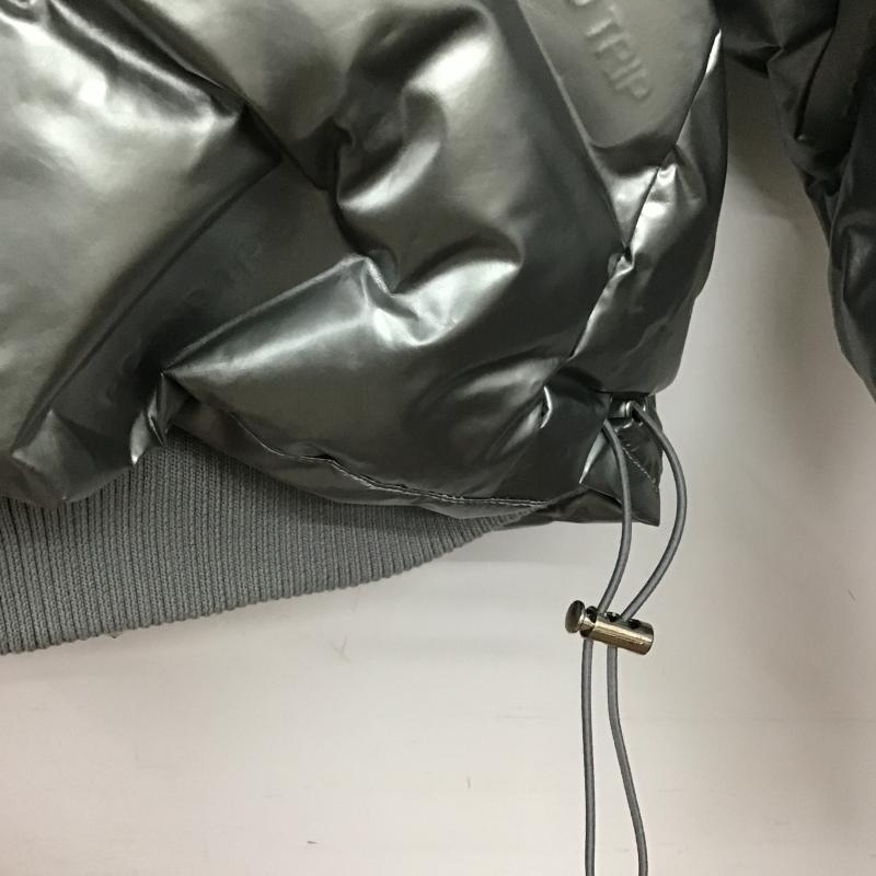 ジェイダ GYDA ジャケット、上着 ジャンパー、ブルゾン 072110014201-01 中綿ブルゾン ROUND TRIP FREE 総柄 銀 / シルバー / silver color レディース USED 古着 中古 10161202