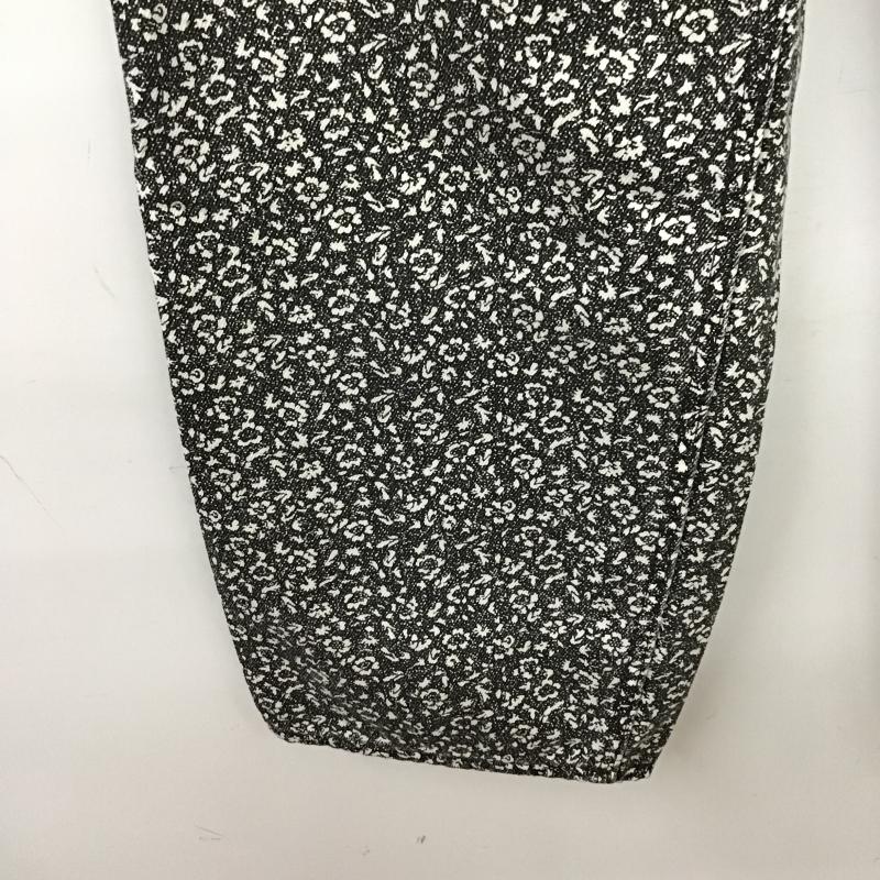 リーバイス Levi s パンツ デニム、ジーンズ CW-3022 W25 L30 花柄 黒 / ブラック / black X 白 / ホワイト / white レディース USED 古着 中古 10161219