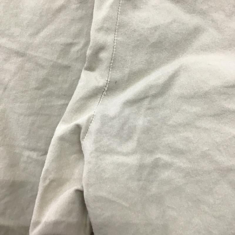カールヘルム KARLHELMUT パンツ ショートパンツ ショートパンツ ハーフパンツ カジュアルパンツ XL ロゴ、文字 ベージュ / ベージュ / beige メンズ USED 古着 中古 10161299