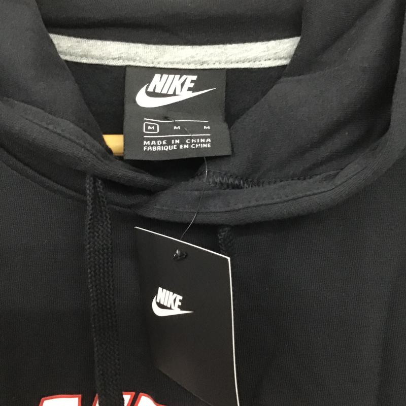 ナイキ NIKE パーカー 長袖 長袖パーカー プルオーバーパーカー スウェット M ロゴ、文字 黒 / ブラック / black メンズ USED 古着 中古 10161316