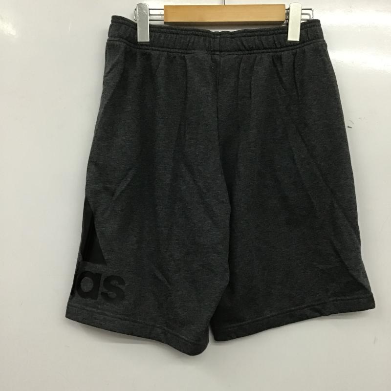 アディダス adidas パンツ ショートパンツ ショートパンツ ハーフパンツ カジュアルパンツ M ロゴ、文字 ダークグレー / ダークグレー / メンズ USED 古着 中古 10161344