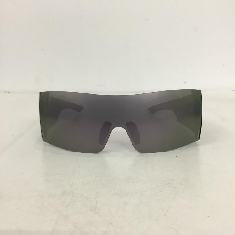 ジェントルモンスター GENTLE MONSTER めがね・サングラス サングラス MM201-MSV1 Maison Margiela ラップアラウンドサングラス 箱有  銀 / シルバー / silver color メンズ USED 古着 中古 10161385