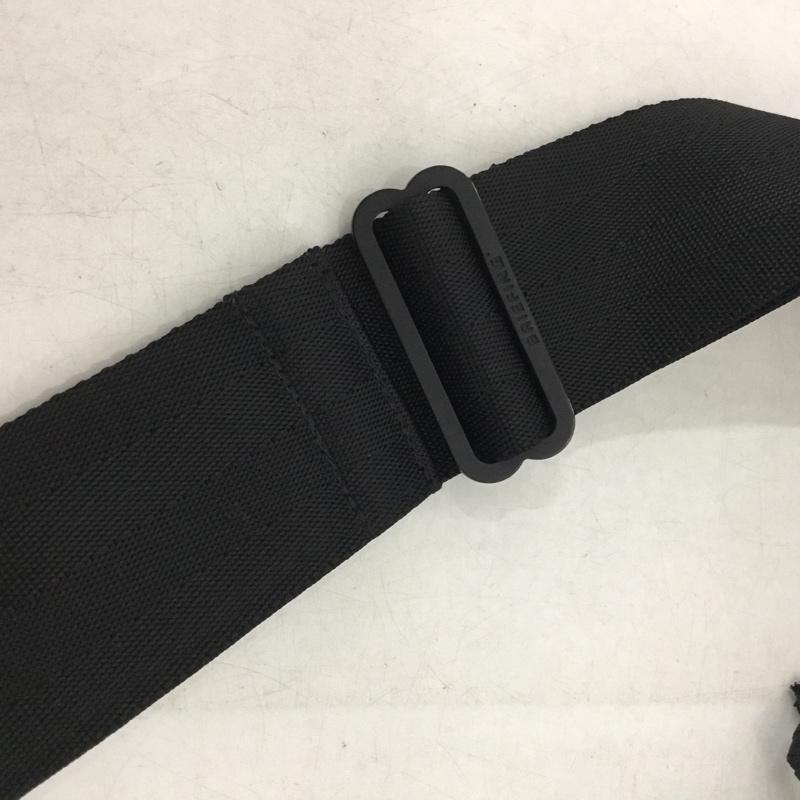 ブリーフィング BRIEFING ショルダーバッグ ショルダーバッグ DAY TRIPPER 縦型 ロゴ、文字 紺 / ネイビー / navy メンズ USED 古着 中古 10161403