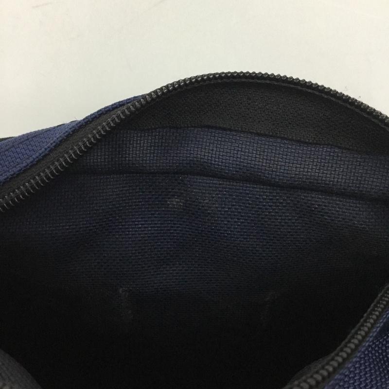 ブリーフィング BRIEFING ショルダーバッグ ショルダーバッグ DAY TRIPPER 縦型 ロゴ、文字 紺 / ネイビー / navy メンズ USED 古着 中古 10161403