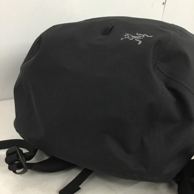 アークテリクス ARC TERYX リュックサック、デイパック リュックサック、デイバッグ X000010715 Granville 16 Backpack バックパック ワンポイント 黒 / ブラック / black メンズ USED 古着 中古 10161405