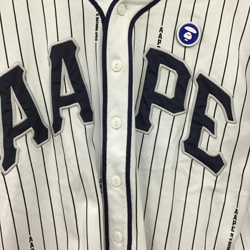エーエイプバイアベイシングエイプ AAPE BY A BATHING APE シャツ、ブラウス 半袖 半袖シャツ フロントボタン ノーカラーシャツ M ストライプ 白 / ホワイト / white メンズ USED 古着 中古 10161463