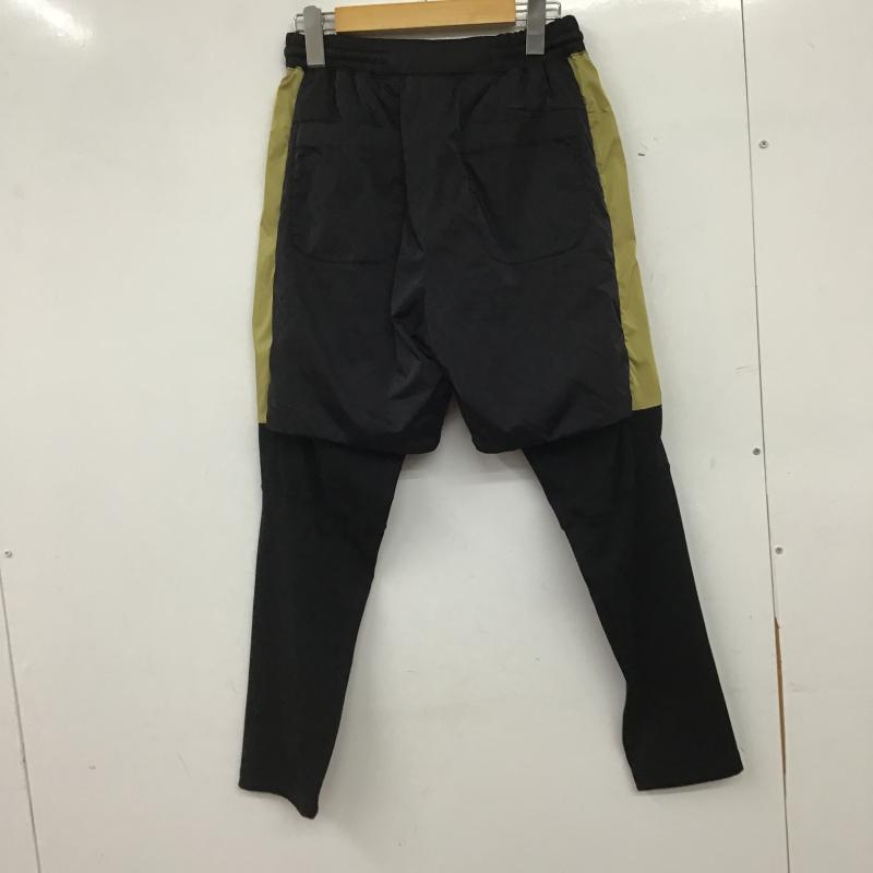 エーケーエム AKM パンツ ワークパンツ、ペインターパンツ ナイロンパンツ ワイドパンツ カジュアルパンツ ジャージ ロゴ、文字 黒 / ブラック / black メンズ USED 古着 中古 10161466