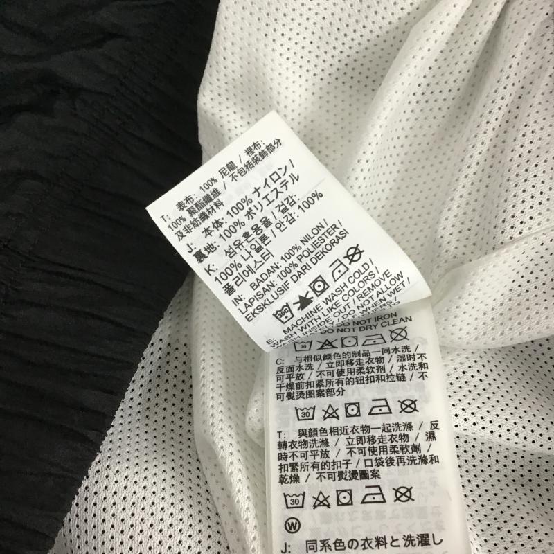 ナイキ NIKE ジャケット、上着 ジャンパー、ブルゾン ジップアップナイロンジャケットパーカー アウター S ロゴ、文字 白 / ホワイト / white X 黒 / ブラック / black メンズ USED 古着 中古 10161519