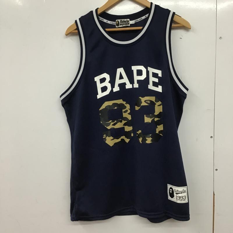 アベイシングエイプ A BATHING APE タンクトップ タンクトップ タンクトップ ノースリーブカットソー クルーネック L ロゴ、文字 紺 / ネイビー / navy メンズ USED 古着 中古 10161538