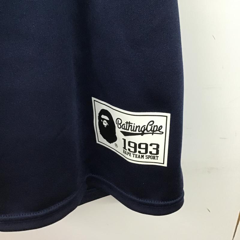 アベイシングエイプ A BATHING APE タンクトップ タンクトップ タンクトップ ノースリーブカットソー クルーネック L ロゴ、文字 紺 / ネイビー / navy メンズ USED 古着 中古 10161538
