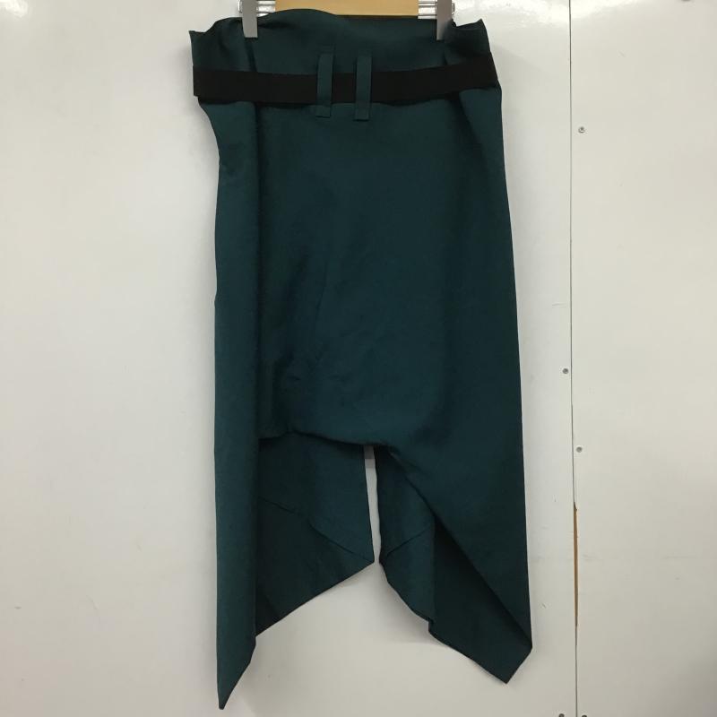 イッセイミヤケ ISSEY MIYAKE パンツ ワークパンツ、ペインターパンツ ワークパンツ ワイドパンツ カジュアルパンツ サルエルパンツ 2 無地 緑 / グリーン / green メンズ USED 古着 中古 10161597