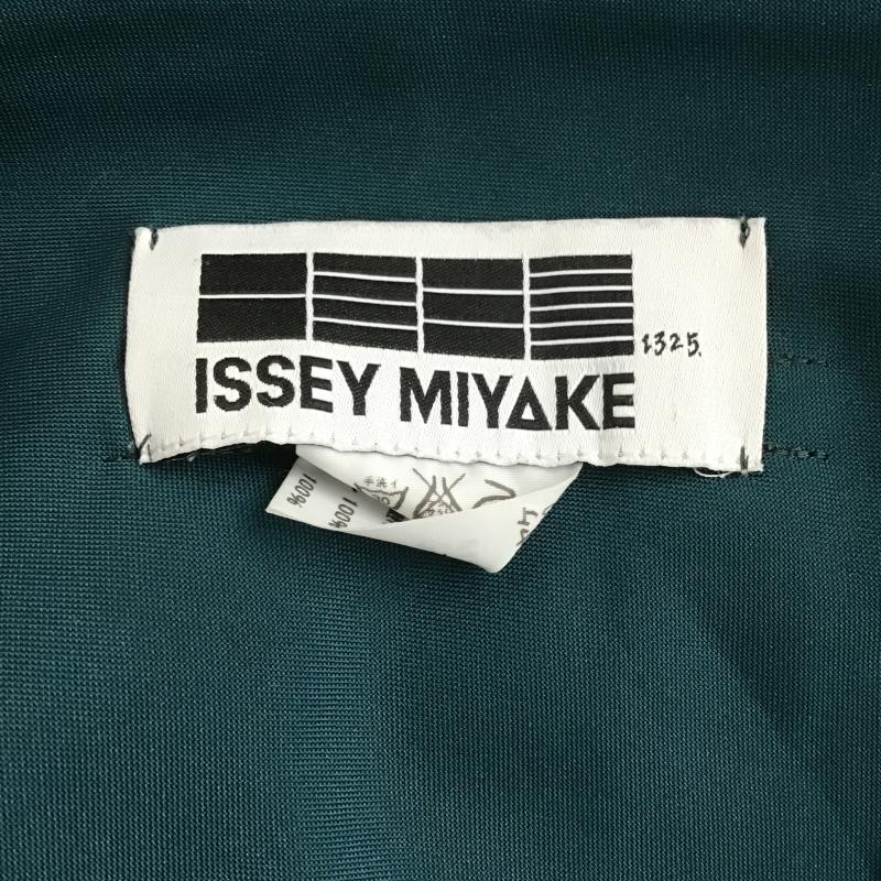 イッセイミヤケ ISSEY MIYAKE パンツ ワークパンツ、ペインターパンツ ワークパンツ ワイドパンツ カジュアルパンツ サルエルパンツ 2 無地 緑 / グリーン / green メンズ USED 古着 中古 10161597