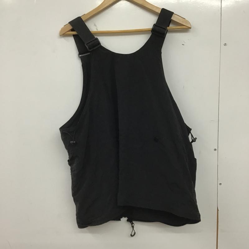 メデン MADEN ベスト ベスト ジップアップナイロンジャケットベスト ノースリーブカットソー M 無地 黒 / ブラック / black メンズ USED 古着 中古 10161717