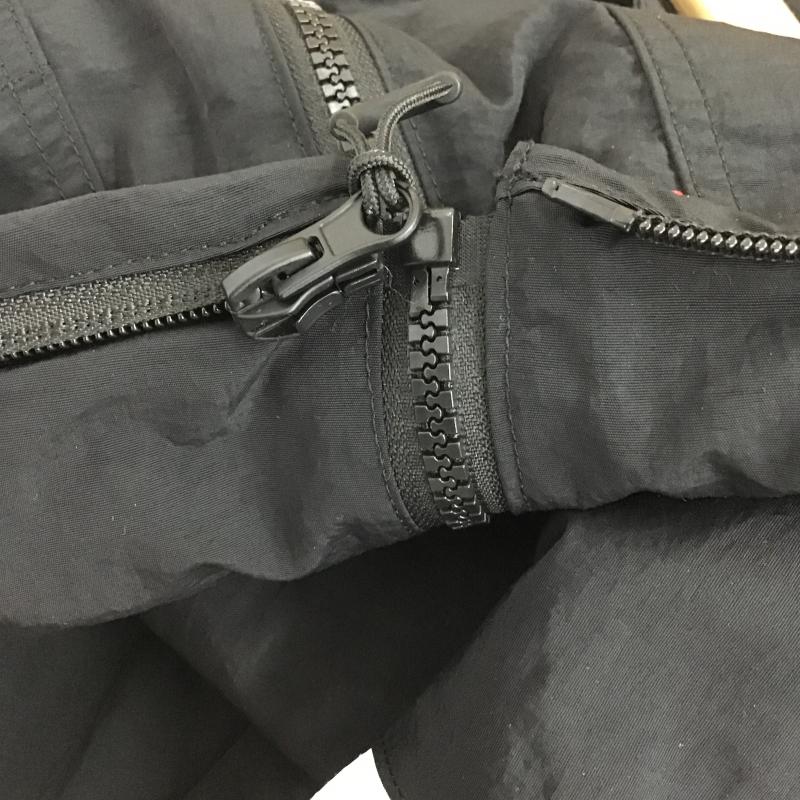メデン MADEN ベスト ベスト ジップアップナイロンジャケットベスト ノースリーブカットソー M 無地 黒 / ブラック / black メンズ USED 古着 中古 10161717