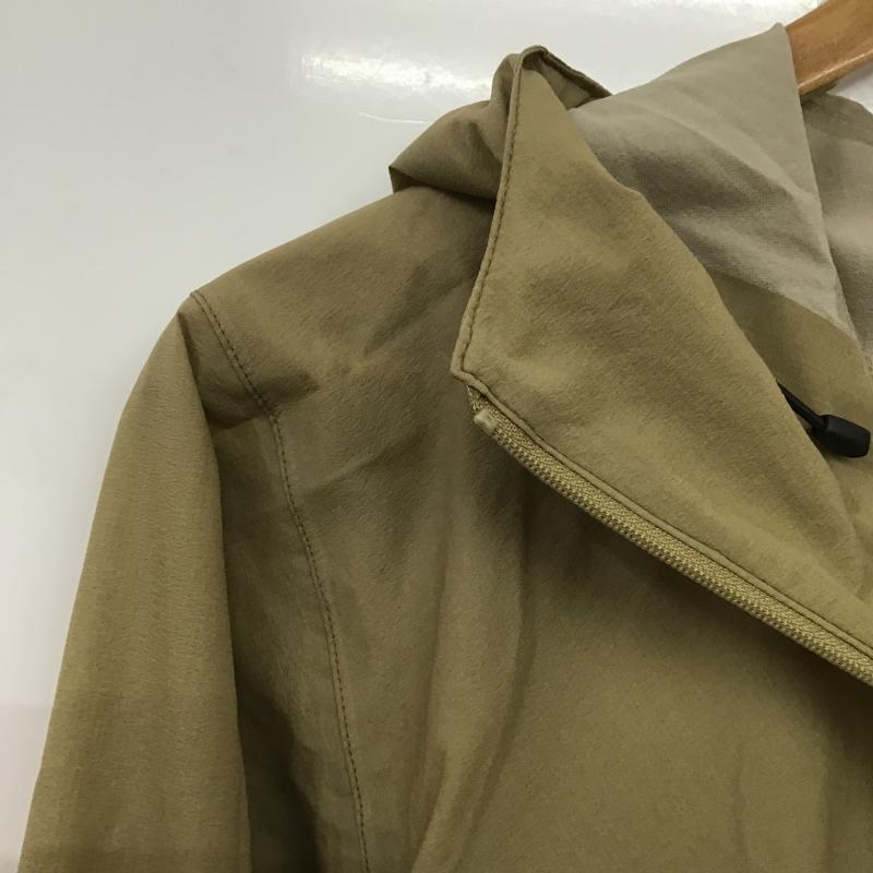 ザノースフェイス THE NORTH FACE ジャケット、上着 ジャンパー、ブルゾン ジップアップジャケット ナイロンジャケットパーカー アウター M ロゴ、文字 ベージュ / ベージュ / beige メンズ USED 古着 中古 10161774