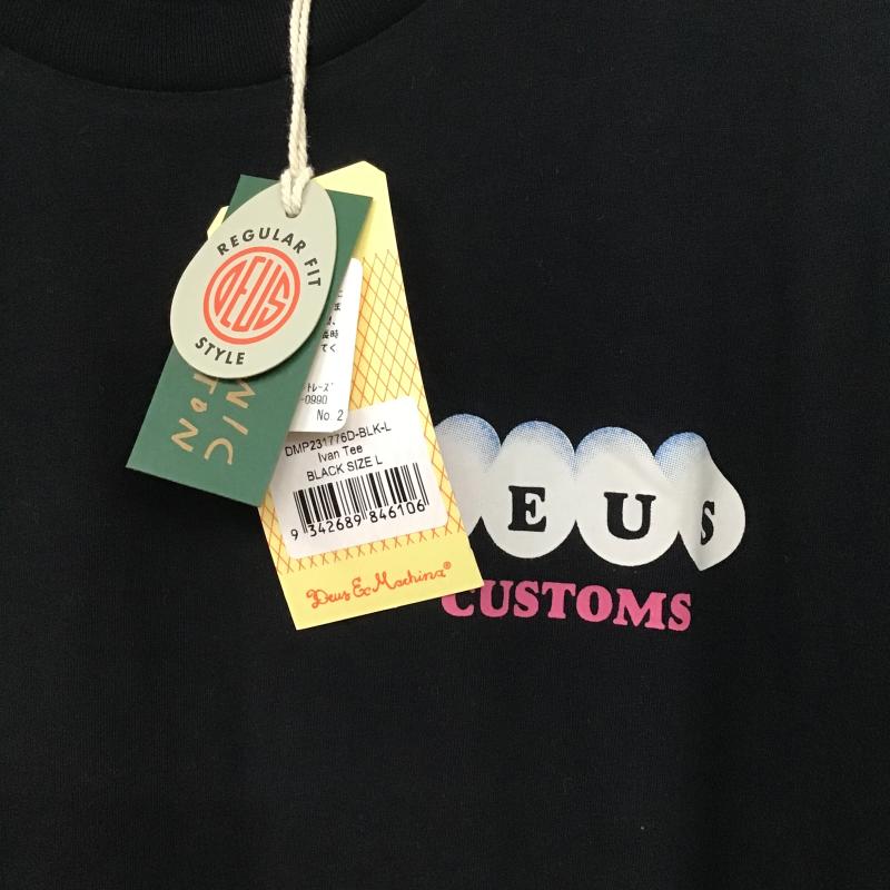 デウスエクスマキナ DEUS EX MACHINA Tシャツ 半袖 半袖カットソー プリントTシャツ クルーネックカットソー L ロゴ、文字 黒 / ブラック / black メンズ USED 古着 中古 10161854