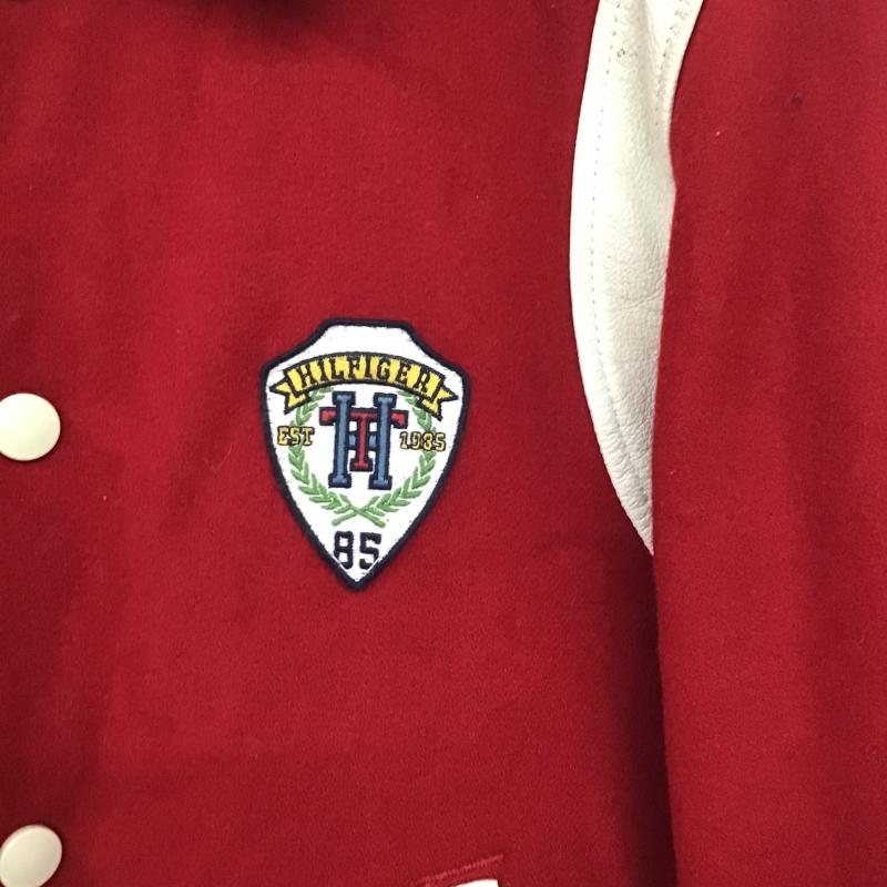トミーヒルフィガー TOMMY HILFIGER ジャケット、上着 ジャンパー、ブルゾン スタジャン アウター 古着 前ボタン S ロゴ、文字 赤 / レッド / red メンズ USED 古着 中古 10161959