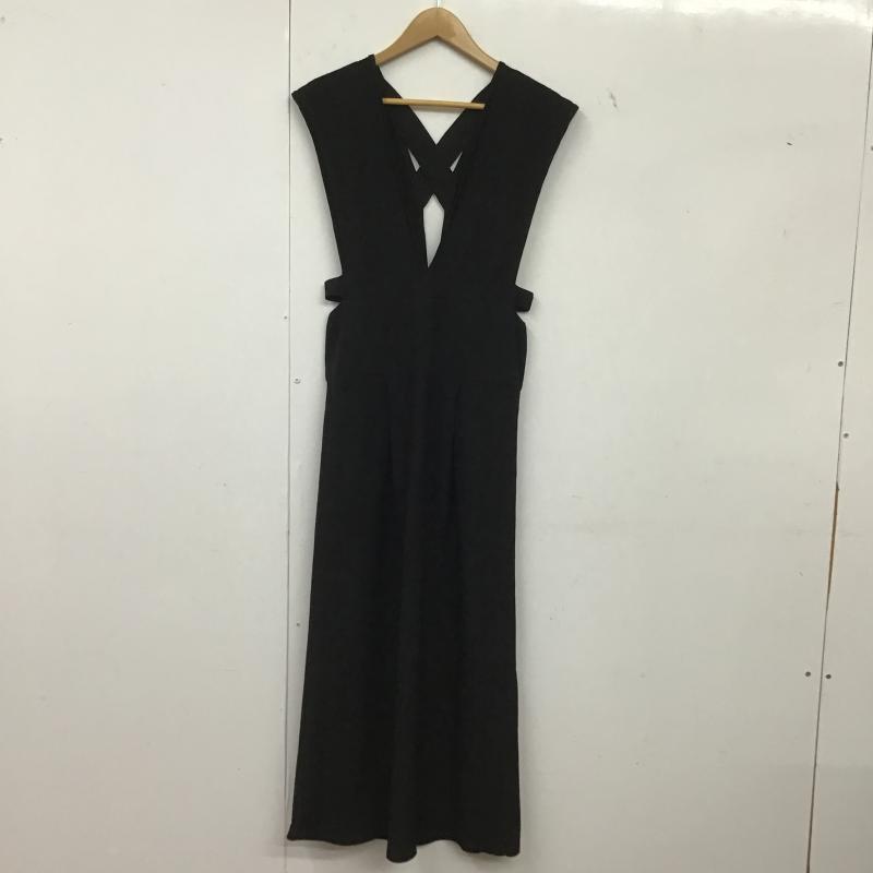 オズモーシスロフ OSMOSISLOAF ワンピース ロングスカート 597240-666K ストライプサロペットニットスカート ONE SIZE 無地 黒 / ブラック / black レディース USED 古着 中古 10162025