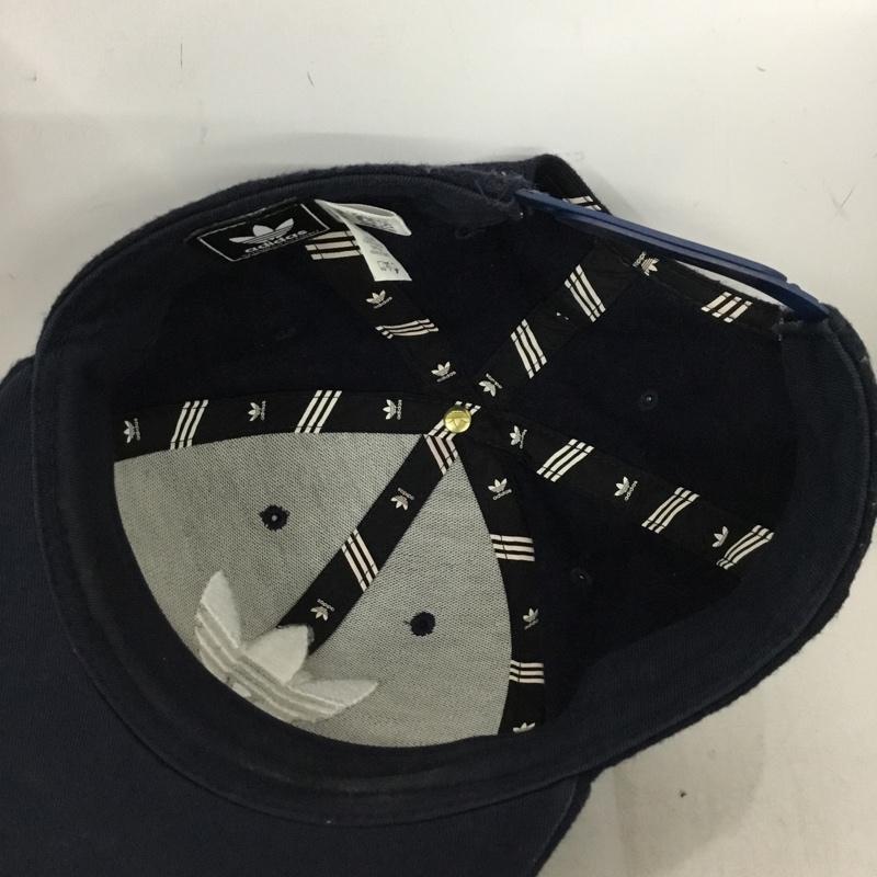 アディダス adidas 帽子 キャップ ONE SIZE ロゴ、文字 紺 / ネイビー / navy メンズ USED 古着 中古 10162173