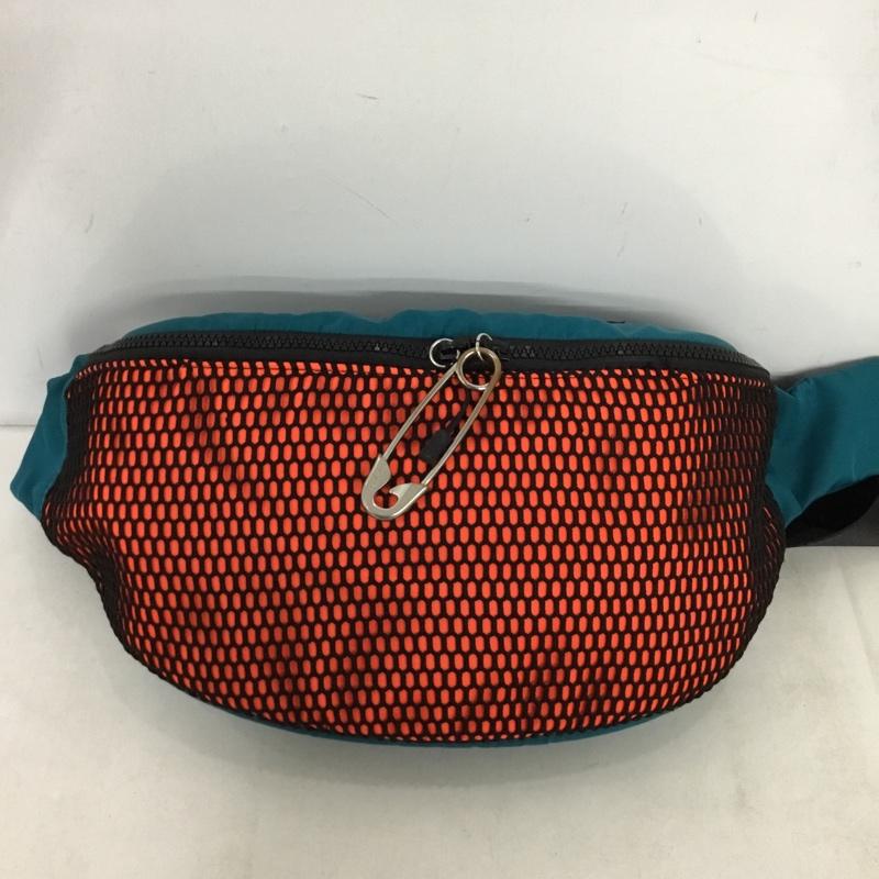 パメオポーズ PAMEO POSE ウエストバッグ ウエストバッグ 2319219002 Noble Carpenter Bumbag ロゴ、文字 マルチカラー / マルチカラー / multicolor レディース USED 古着 中古 10162194
