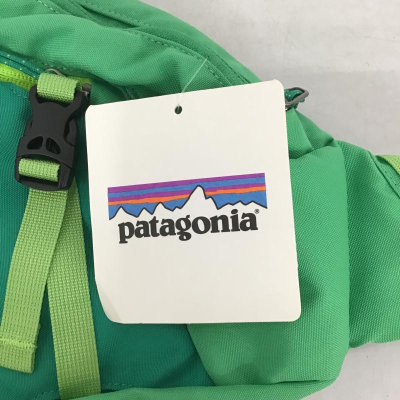 パタゴニア patagonia ボディバッグ ボディバッグ STY48260SP15 アトムスリング 8L ショルダーバッグ ワンショルダー タグ付き ロゴ、文字 緑 / グリーン / green メンズ USED 古着 中古 10162408