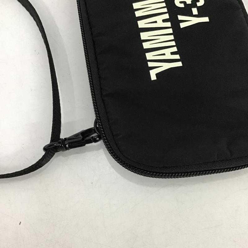 ワイスリー Y-3 ショルダーバッグ ショルダーバッグ GK2113 CH2 GFX POUCH ポーチ ロゴ、文字 黒 / ブラック / black メンズ USED 古着 中古 10162412