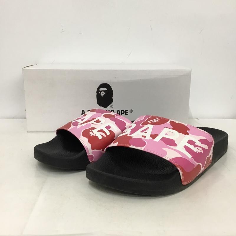 アベイシングエイプ A BATHING APE サンダル サンダル ABC CAMO SLIDE SANDALS シャワーサンダル 27cm 27.0cm ロゴ、文字 桃 / ピンク / pink X 黒 / ブラック / black メンズ USED 古着 中古 10162490
