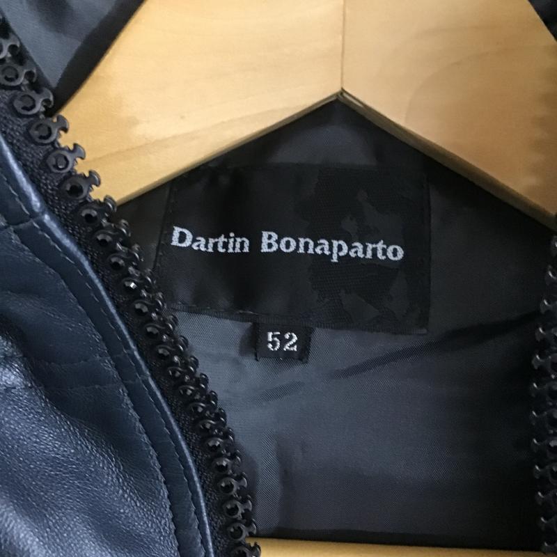 ダルタンボナパルト Dartin Bonaparto ジャケット、上着 ジャンパー、ブルゾン ジップアップジャケット ダウンジャケット パーカー ラムレザー 無地 紺 / ネイビー / navy メンズ USED 古着 中古 10162607