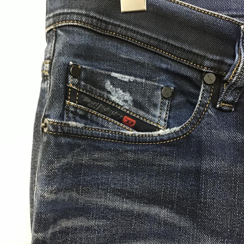 ディーゼル DIESEL パンツ デニム、ジーンズ デニムパンツ スリムパンツ ストレッチパンツ 31インチ ダメージ加工 インディゴ / インディゴ / Indigo メンズ USED 古着 中古 10162730