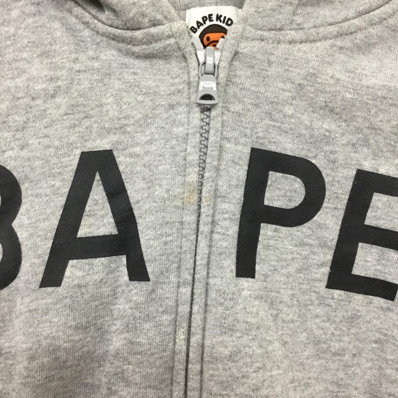 ベイプキッズ BAPEKIDS パーカー 長袖 キッズ フルジップ 前開き A BATHING APE 120 裏起毛 120cm ロゴ、文字 灰 / グレー /  ボーイズ USED 古着 中古 10150782