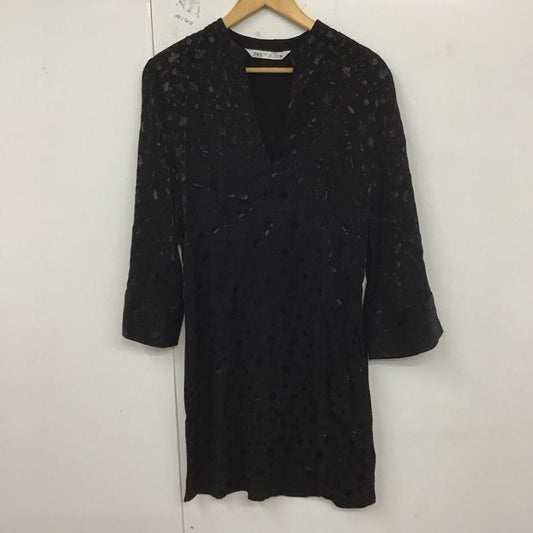 ザラ ZARA ワンピース ひざ丈スカート 9006 159 800 スキッパー L 花柄 黒 / ブラック /  レディース USED 古着 中古 10129209